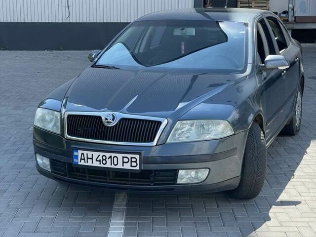 Серый Шкода Октавия, объемом двигателя 1.6 л и пробегом 240 тыс. км за 5000 $, фото 1 на Automoto.ua