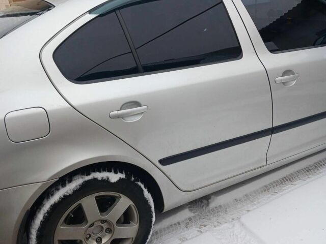 Серый Шкода Октавия, объемом двигателя 2 л и пробегом 275 тыс. км за 5000 $, фото 1 на Automoto.ua