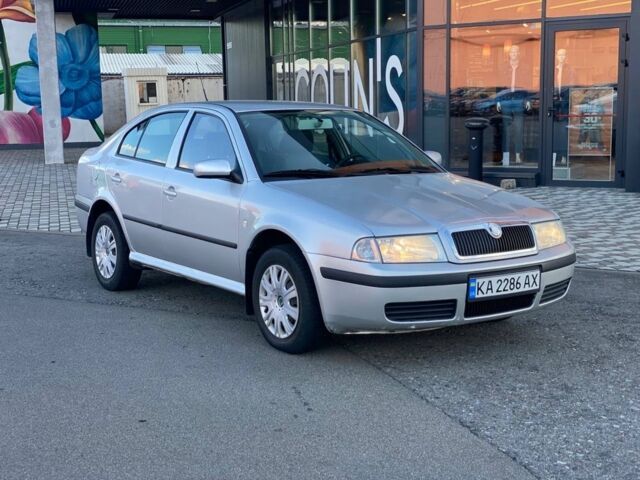 Сірий Шкода Октавія, об'ємом двигуна 1.6 л та пробігом 300 тис. км за 4100 $, фото 1 на Automoto.ua