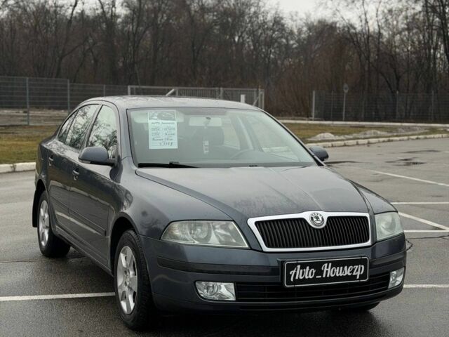 Серый Шкода Октавия, объемом двигателя 0 л и пробегом 216 тыс. км за 5999 $, фото 1 на Automoto.ua