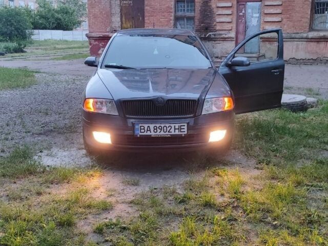 Сірий Шкода Октавія, об'ємом двигуна 2 л та пробігом 314 тис. км за 4500 $, фото 1 на Automoto.ua