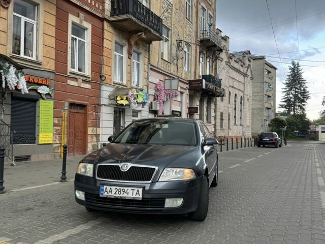 Серый Шкода Октавия, объемом двигателя 1.9 л и пробегом 290 тыс. км за 4300 $, фото 1 на Automoto.ua