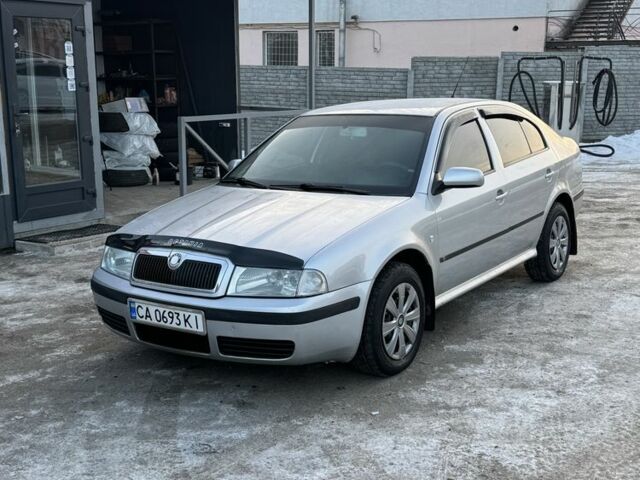 Серый Шкода Октавия, объемом двигателя 1.6 л и пробегом 270 тыс. км за 5700 $, фото 1 на Automoto.ua