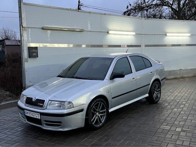 Серый Шкода Октавия, объемом двигателя 1.8 л и пробегом 295 тыс. км за 5000 $, фото 1 на Automoto.ua