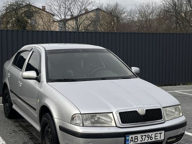 Серый Шкода Октавия, объемом двигателя 1.6 л и пробегом 260 тыс. км за 3550 $, фото 1 на Automoto.ua