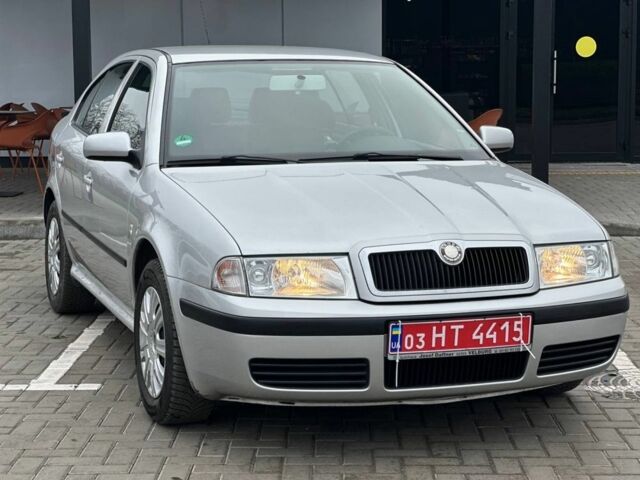 Сірий Шкода Октавія, об'ємом двигуна 1.6 л та пробігом 199 тис. км за 5550 $, фото 1 на Automoto.ua