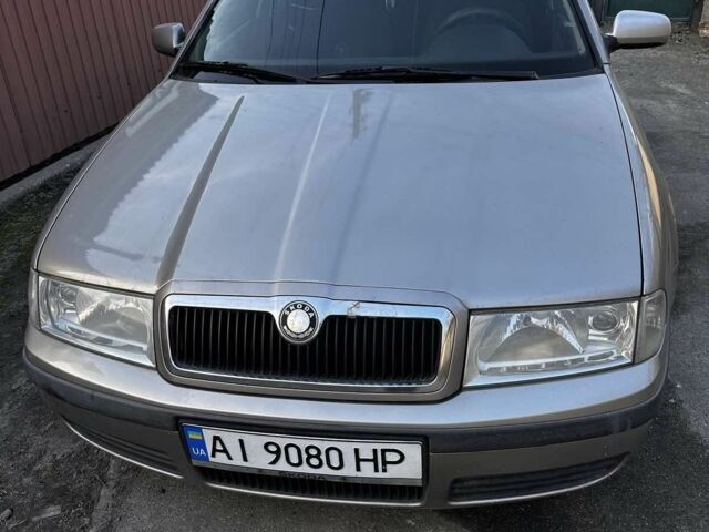 Серый Шкода Октавия, объемом двигателя 1.6 л и пробегом 375 тыс. км за 5200 $, фото 1 на Automoto.ua