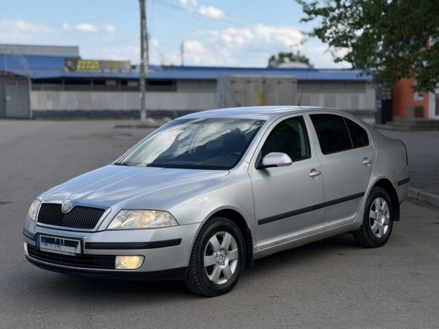 Серый Шкода Октавия, объемом двигателя 1.9 л и пробегом 270 тыс. км за 3100 $, фото 1 на Automoto.ua