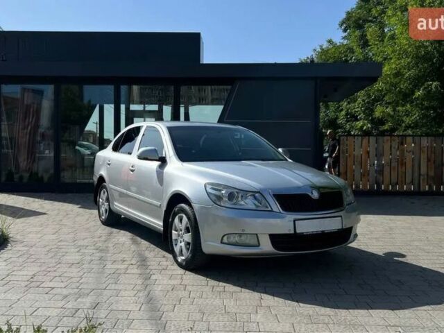 Сірий Шкода Октавія, об'ємом двигуна 1.8 л та пробігом 276 тис. км за 7400 $, фото 1 на Automoto.ua