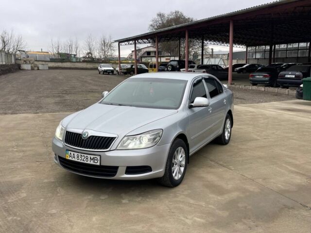 Сірий Шкода Октавія, об'ємом двигуна 1.8 л та пробігом 210 тис. км за 4500 $, фото 1 на Automoto.ua