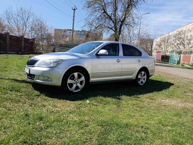 Сірий Шкода Октавія, об'ємом двигуна 1.8 л та пробігом 200 тис. км за 7600 $, фото 1 на Automoto.ua