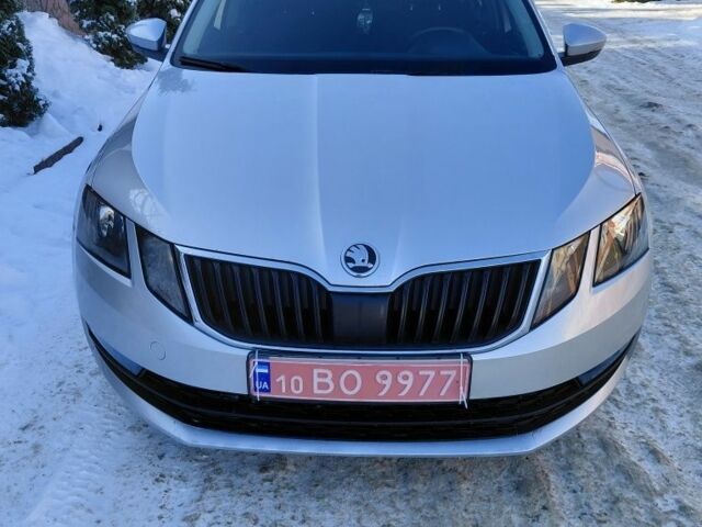 Серый Шкода Октавия, объемом двигателя 0 л и пробегом 168 тыс. км за 13000 $, фото 1 на Automoto.ua