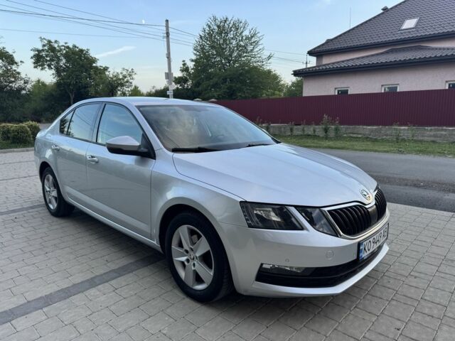 Сірий Шкода Октавія, об'ємом двигуна 1.6 л та пробігом 264 тис. км за 14202 $, фото 1 на Automoto.ua
