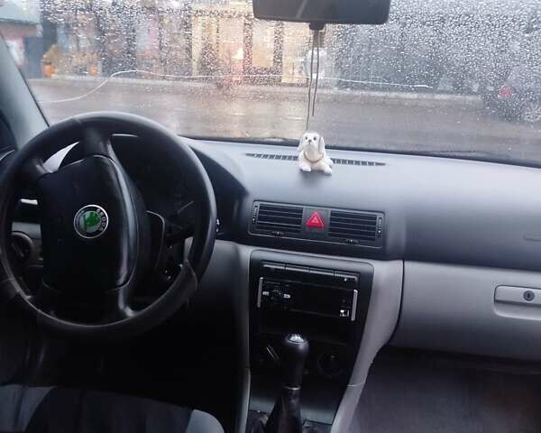 Серый Шкода Октавия, объемом двигателя 1.9 л и пробегом 430 тыс. км за 3300 $, фото 1 на Automoto.ua