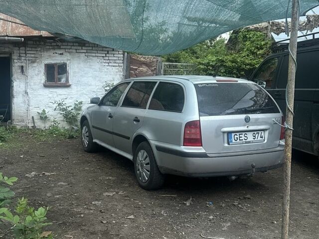 Сірий Шкода Октавія, об'ємом двигуна 1.9 л та пробігом 400 тис. км за 1500 $, фото 1 на Automoto.ua