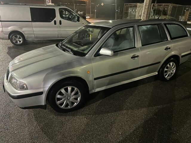 Серый Шкода Октавия, объемом двигателя 1.9 л и пробегом 319 тыс. км за 3100 $, фото 1 на Automoto.ua