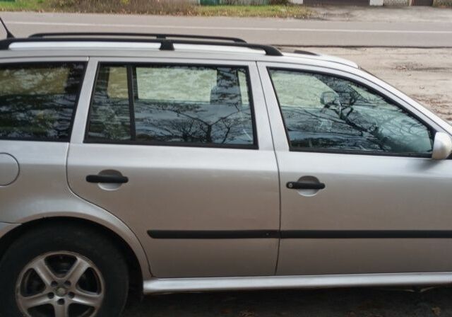 Шкода Октавия 1999 в Киеве на Automoto.ua Серый Шкода Октавия, объемом двигателя 1.9 л и пробегом 440 тыс. км за 3500 $, фото 1 на Automoto.ua