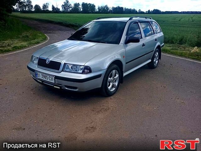 Серый Шкода Октавия, объемом двигателя 1.6 л и пробегом 310 тыс. км за 3850 $, фото 1 на Automoto.ua