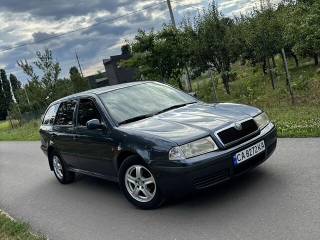 Сірий Шкода Октавія, об'ємом двигуна 1.6 л та пробігом 268 тис. км за 3850 $, фото 1 на Automoto.ua
