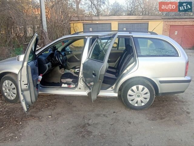 Серый Шкода Октавия, объемом двигателя 1.6 л и пробегом 240 тыс. км за 3850 $, фото 1 на Automoto.ua