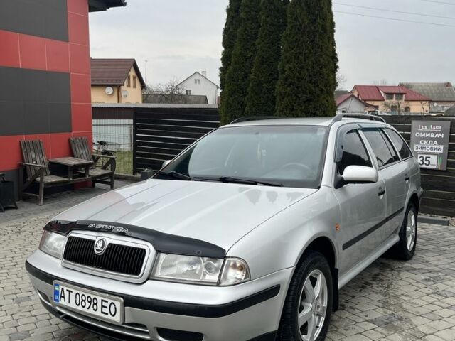 Серый Шкода Октавия, объемом двигателя 1.6 л и пробегом 295 тыс. км за 3650 $, фото 1 на Automoto.ua