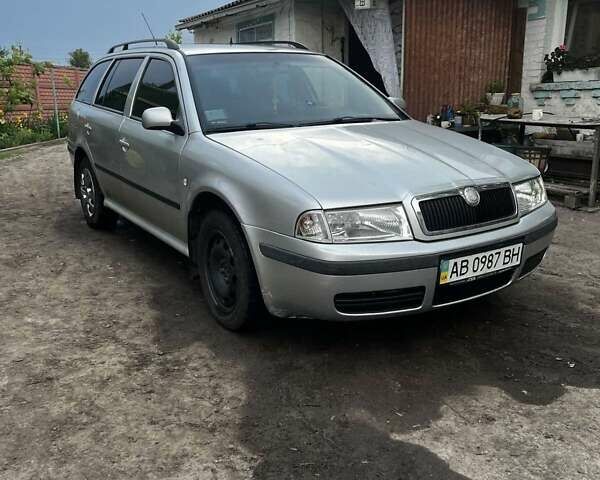 Серый Шкода Октавия, объемом двигателя 1.8 л и пробегом 286 тыс. км за 3500 $, фото 1 на Automoto.ua