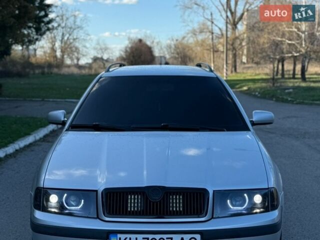 Серый Шкода Октавия, объемом двигателя 1.6 л и пробегом 214 тыс. км за 5200 $, фото 1 на Automoto.ua