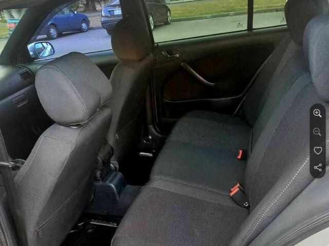 Серый Шкода Октавия, объемом двигателя 1.6 л и пробегом 212 тыс. км за 4500 $, фото 1 на Automoto.ua