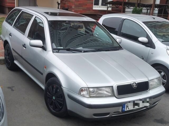Шкода Октавия 2001 в Киеве на Automoto.ua Серый Шкода Октавия, объемом двигателя 1.9 л и пробегом 305 тыс. км за 2000 $, фото 1 на Automoto.ua