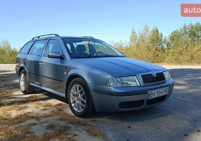 Серый Шкода Октавия, объемом двигателя 1.6 л и пробегом 275 тыс. км за 4800 $, фото 1 на Automoto.ua