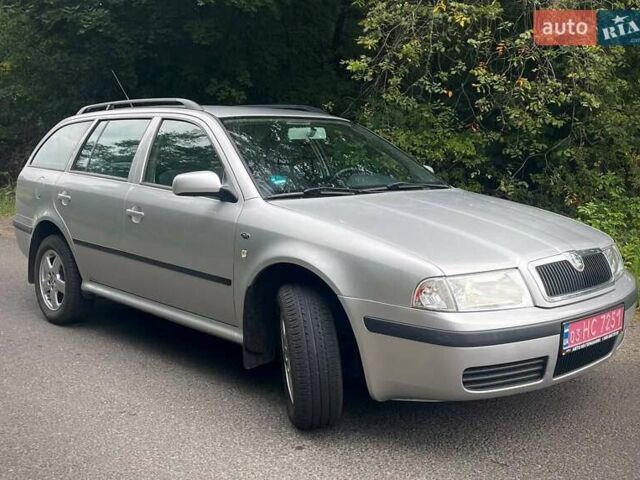 Серый Шкода Октавия, объемом двигателя 1.6 л и пробегом 253 тыс. км за 4850 $, фото 1 на Automoto.ua