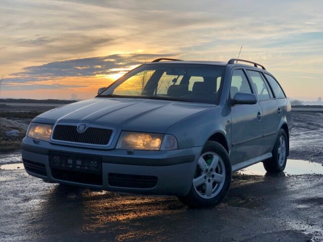 Серый Шкода Октавия, объемом двигателя 1.9 л и пробегом 400 тыс. км за 1700 $, фото 1 на Automoto.ua