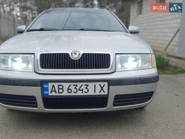 Серый Шкода Октавия, объемом двигателя 1.6 л и пробегом 319 тыс. км за 4300 $, фото 1 на Automoto.ua