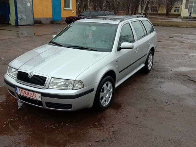 Сірий Шкода Октавія, об'ємом двигуна 2 л та пробігом 230 тис. км за 5950 $, фото 1 на Automoto.ua