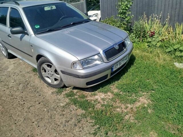 Сірий Шкода Октавія, об'ємом двигуна 1.6 л та пробігом 1000 тис. км за 3250 $, фото 1 на Automoto.ua