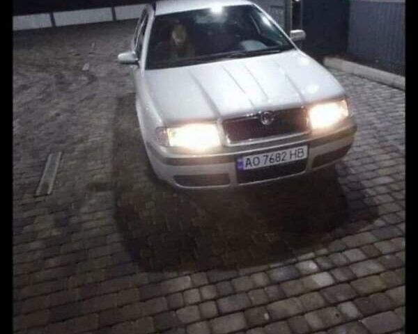 Серый Шкода Октавия, объемом двигателя 1.6 л и пробегом 235 тыс. км за 4500 $, фото 1 на Automoto.ua