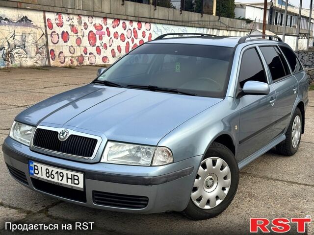 Серый Шкода Октавия, объемом двигателя 1.6 л и пробегом 226 тыс. км за 4850 $, фото 1 на Automoto.ua