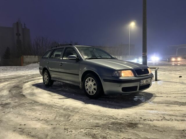 Серый Шкода Октавия, объемом двигателя 1.6 л и пробегом 344 тыс. км за 2299 $, фото 1 на Automoto.ua