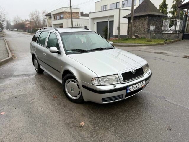 Серый Шкода Октавия, объемом двигателя 1.9 л и пробегом 300 тыс. км за 2250 $, фото 1 на Automoto.ua