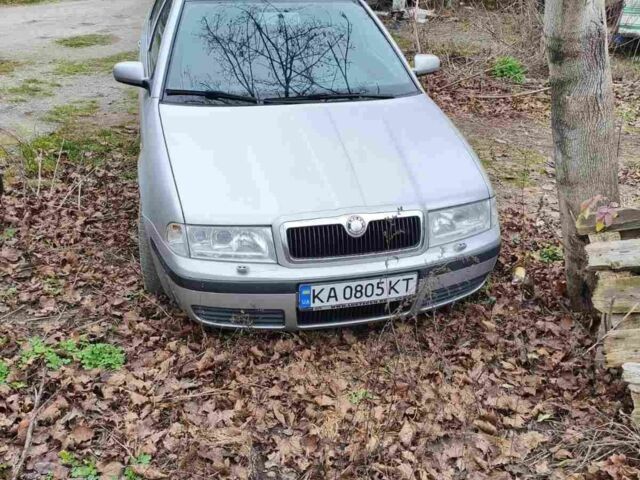 Сірий Шкода Октавія, об'ємом двигуна 2 л та пробігом 250 тис. км за 4700 $, фото 1 на Automoto.ua