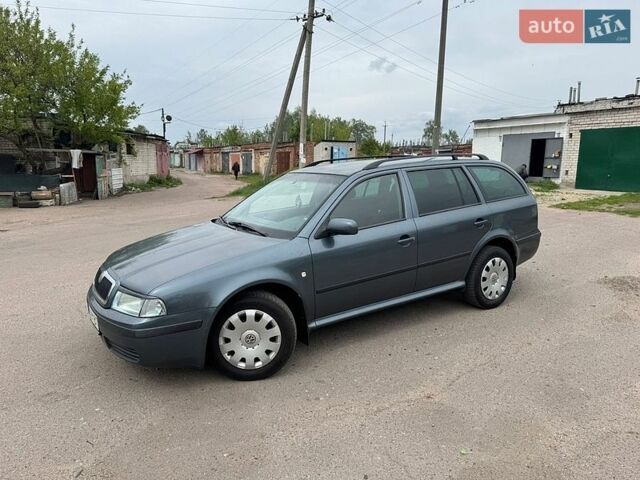 Серый Шкода Октавия, объемом двигателя 1.6 л и пробегом 183 тыс. км за 5350 $, фото 1 на Automoto.ua