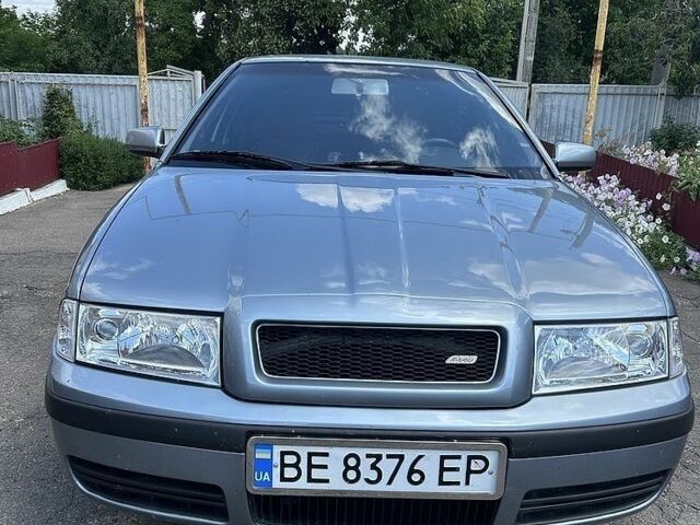 Серый Шкода Октавия, объемом двигателя 1.8 л и пробегом 255 тыс. км за 4725 $, фото 1 на Automoto.ua