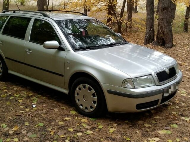 Серый Шкода Октавия, объемом двигателя 0 л и пробегом 318 тыс. км за 2300 $, фото 1 на Automoto.ua