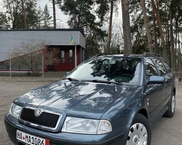 Сірий Шкода Октавія, об'ємом двигуна 1.6 л та пробігом 183 тис. км за 5299 $, фото 1 на Automoto.ua