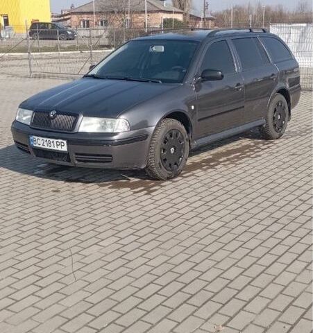 Серый Шкода Октавия, объемом двигателя 1.9 л и пробегом 316 тыс. км за 4200 $, фото 1 на Automoto.ua