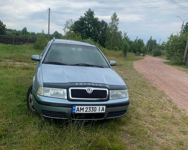 Сірий Шкода Октавія, об'ємом двигуна 1.98 л та пробігом 275 тис. км за 4200 $, фото 1 на Automoto.ua