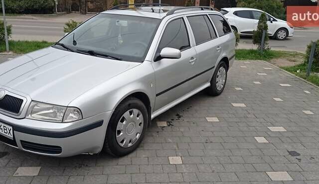 Серый Шкода Октавия, объемом двигателя 1.9 л и пробегом 405 тыс. км за 5000 $, фото 1 на Automoto.ua