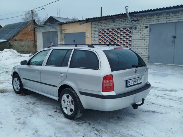 Серый Шкода Октавия, объемом двигателя 1.6 л и пробегом 225 тыс. км за 5100 $, фото 1 на Automoto.ua