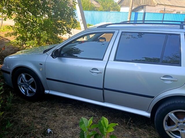 Сірий Шкода Октавія, об'ємом двигуна 1.6 л та пробігом 217 тис. км за 4800 $, фото 1 на Automoto.ua