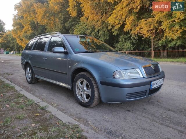 Серый Шкода Октавия, объемом двигателя 1.6 л и пробегом 180 тыс. км за 4300 $, фото 1 на Automoto.ua